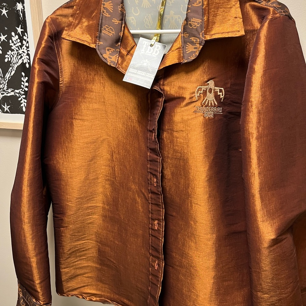 Thunderbird button down